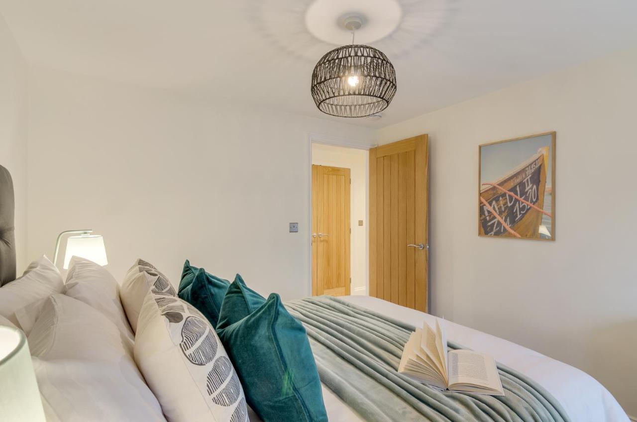 Spacious 6-Bed Home, Near The Norfolk Broads Clippesby Buitenkant foto
